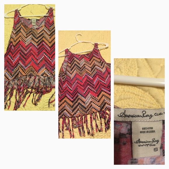 🎉Sale🎉Colorful Fun Trendsetter Summer Top - Picture 1 of 3