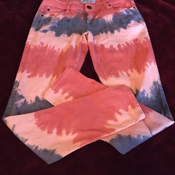 4th of July tie dye pants - Picture 2 of 4
