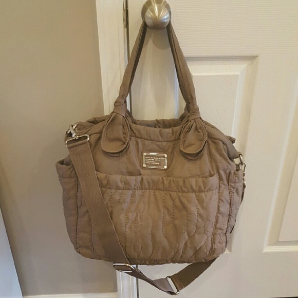 Marc by Marc Jacobs Pretty Eliza Baby bag in taupe