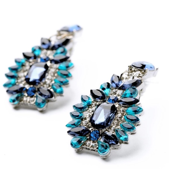 Last One! Blue Resin Earrings - Picture 7 of 7