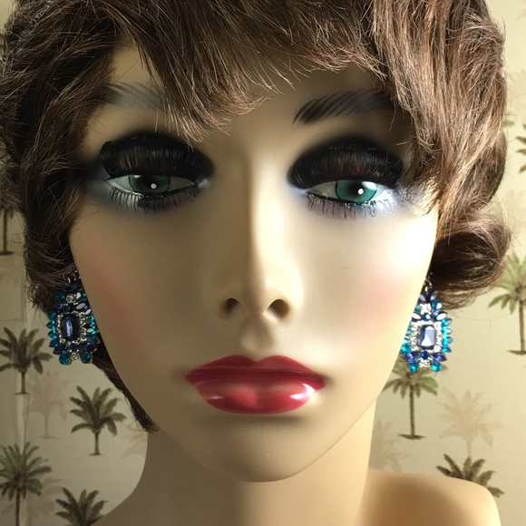 Last One! Blue Resin Earrings - Picture 6 of 7