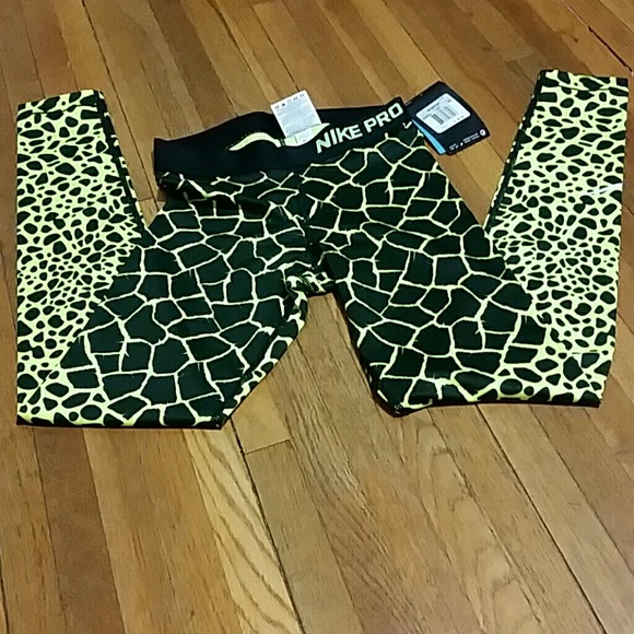 NIKE PRO XS legging BNWT