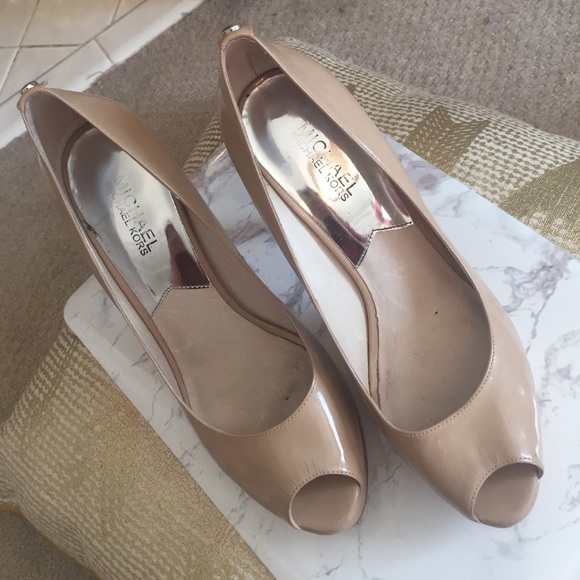 Michael Kors Nude Patent Leather Peep Toe Pumps