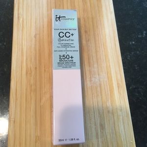 It cosmetics - CC+ illumination (fair)