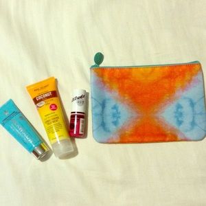 Ipsy Glambag with 3 products!!!