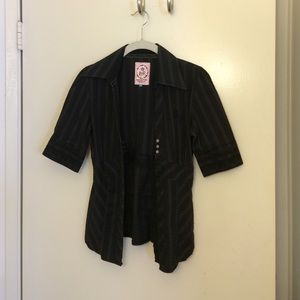 Collared short sleeve shirt