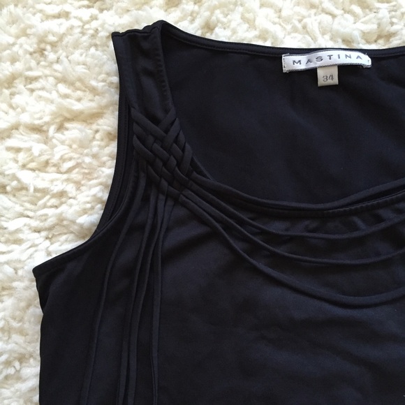 Black sleeveless top - Picture 1 of 2