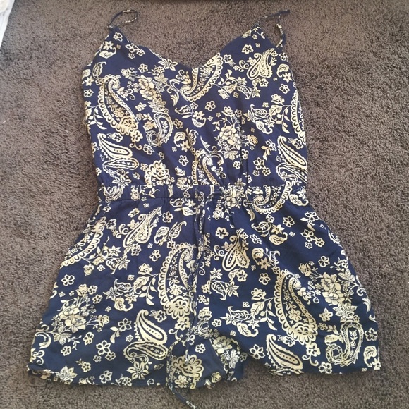 Floral blue romper