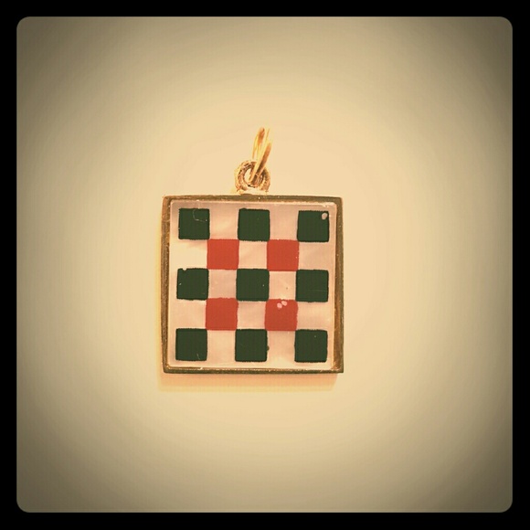 Vintage Shell Checkers Pendant in Gold Metal Fram - Picture 1 of 3