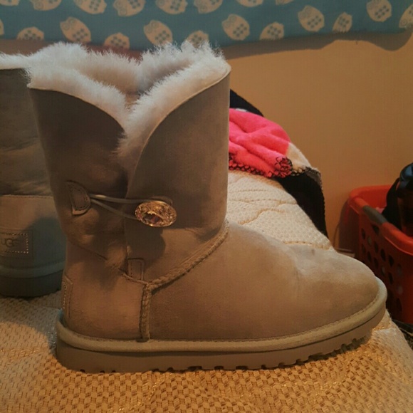 Brand new baby blue uggs - Picture 2 of 4