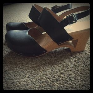 Thea Dansko Clogs