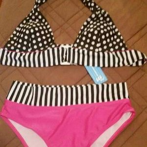 NWT Swimsuit super cute Size Large