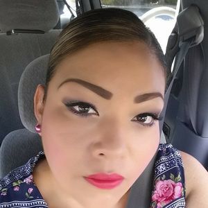 Meet your Posher, Alejandra