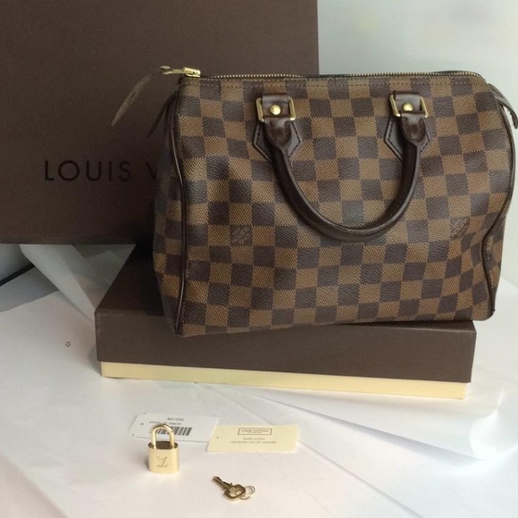 Louis Vuitton Handbags - ❌SOLD❌Authentic Louis Vuitton Speedy