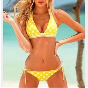 EUC VS L yellow and white striped top