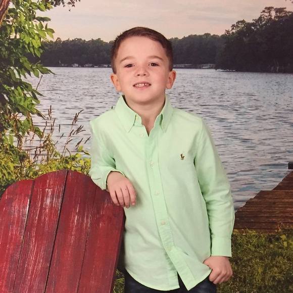 Meet your Posher, Mandy - Picture 1 of 3