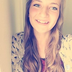 Meet your Posher, Hailey