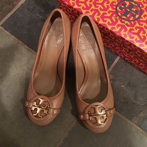 Beautiful tory burch shoes