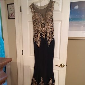 Tony Bowls black and gold gown with train. Size 8