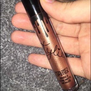 king k metallic lipstick