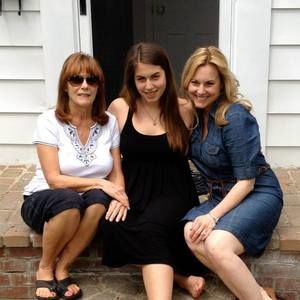 Meet your Posher, Shana