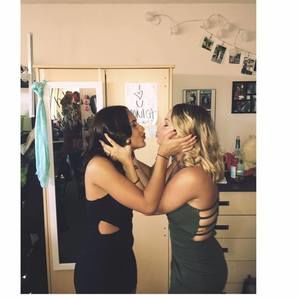 Meet your Posher, Monica