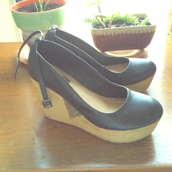 Urban Outfitters Shoes - Deena & Ozzy platforms w/ wooden sole from UO
