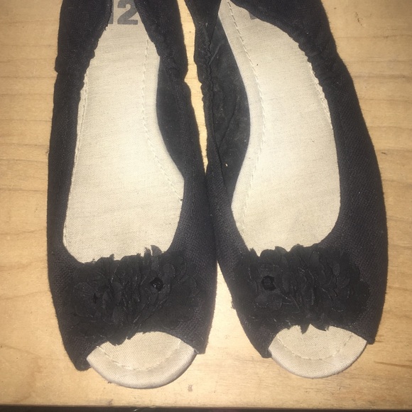 BARELY USED women's black peep toe flats