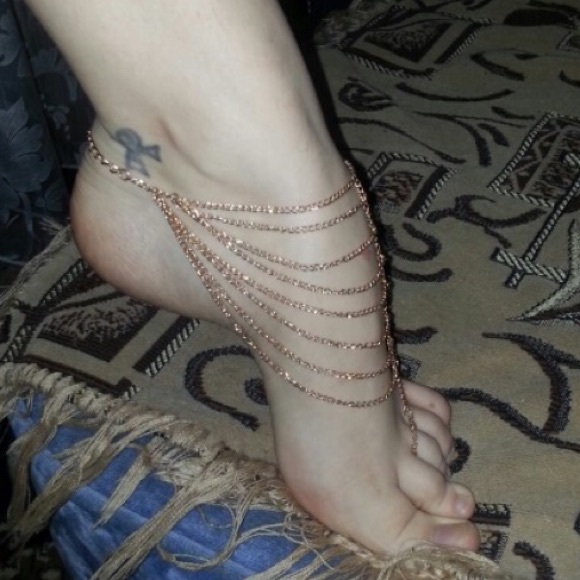 Set of 2 Gold Barefoot Sandals - Picture 3 of 4