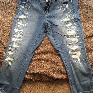 Torrid ripped capris