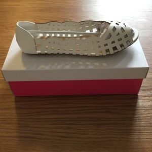 White leather peep-toe flats ☀️ NWT