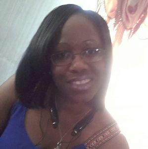 Meet your Posher, Sarina