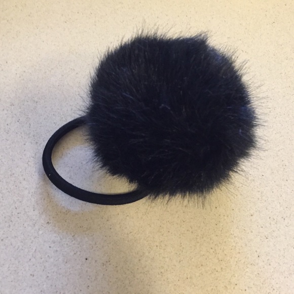 Pom Pom fur hair band