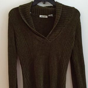 hunter green sweater
