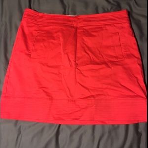 *sold* Vineyard vines skirt