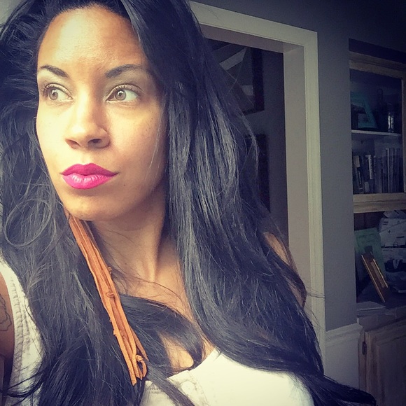 Meet your Posher, Katrina - Picture 3 of 3