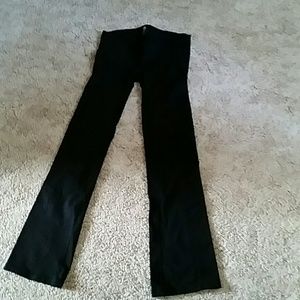 Maternity yoga pants size small