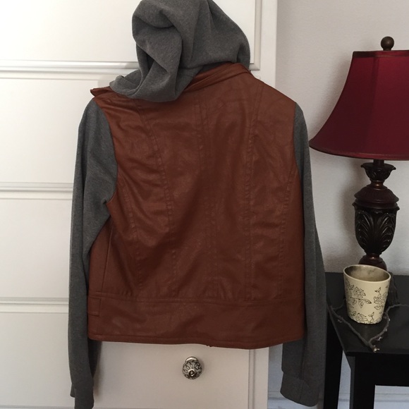 Jacket - Picture 2 of 3