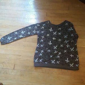 Cross crew neck