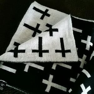 Large black  & white scarf