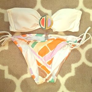 VS top and bottom bikini set!