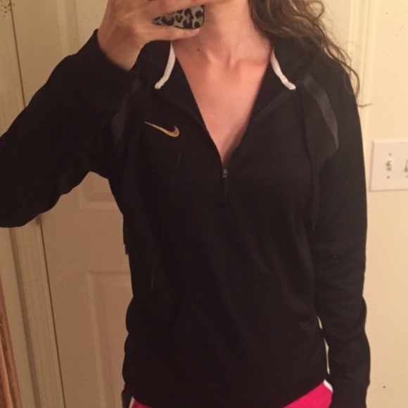 *TRADED* Nike Half Zip - Picture 3 of 3