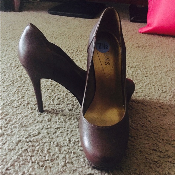 Brown Guess Platform Pumps