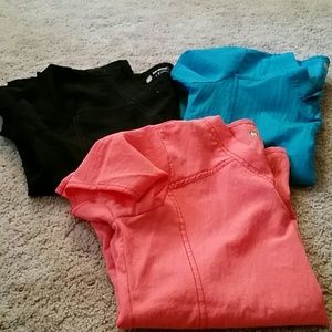 Scrub tops size XS/S