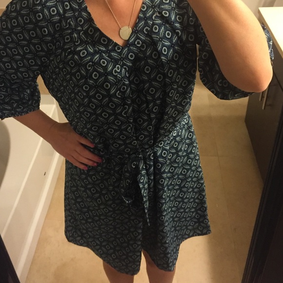 NWT. Forever21 belted dress! Light weight material