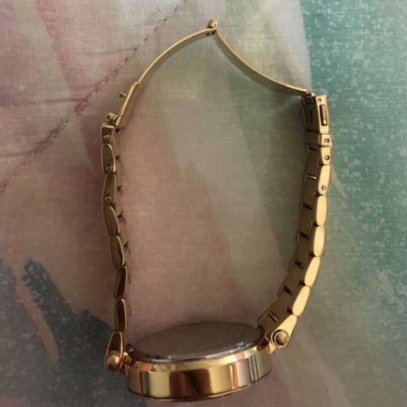 Watch - Picture 1 of 1