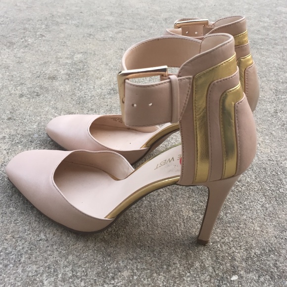 Nude heels