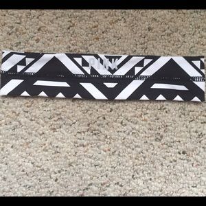 Love Pink workout headband