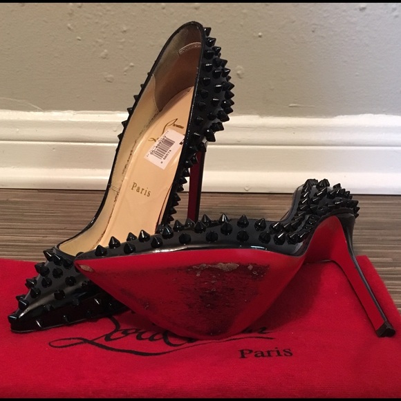 SOLD‼️ CHRISTIAN LOUBOUTIN Pigalle Spiked Pump - Picture 2 of 4