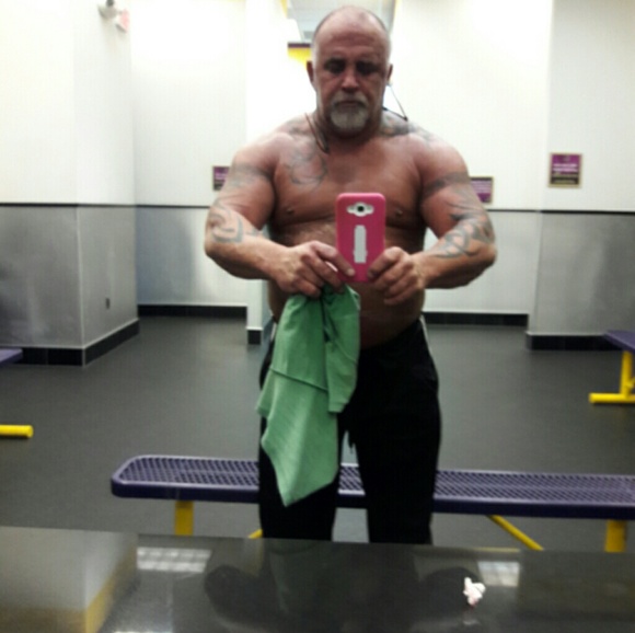 Meet your Posher, Bob - Picture 5 of 5